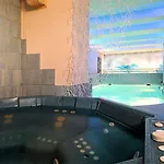 Navarre فندق بو
