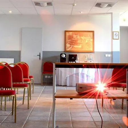 Navarre Hotel